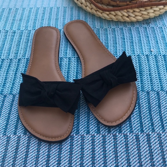 black bow slide sandals